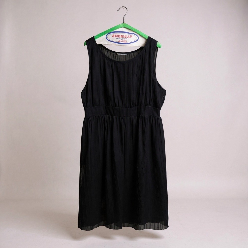 Lane Bryant Black Sleeveless Pleated Empire Waist Midi Dress‎ Women Size 28
